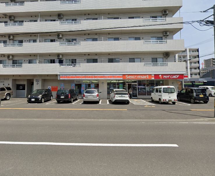コンビニ　セイコーマート北6条店（コンビニ）まで97m