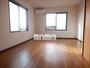 居室・リビング　明るいお部屋です