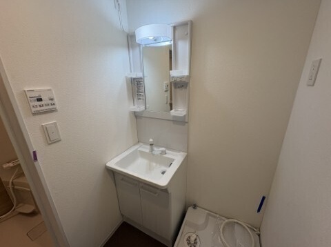 洗面設備　建築中のため類似物件の写真を掲載しています