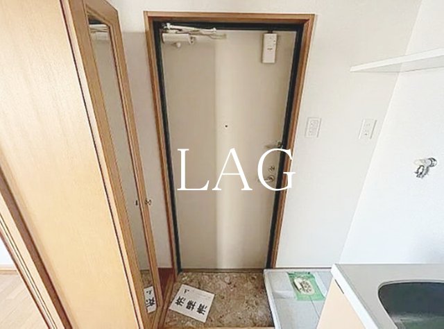 玄関　玄関です。