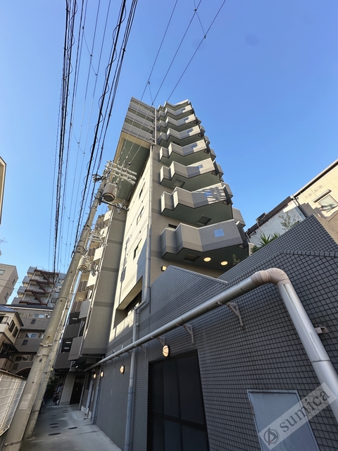 建物外観　鉄筋コンクリート造のガッチリとした建物です♪♪