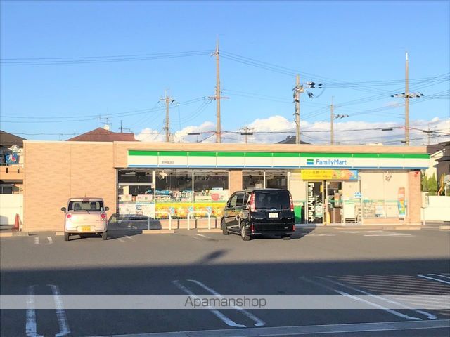 コンビニ　ファミリーマート野洲冨波店（コンビニ）まで1451m