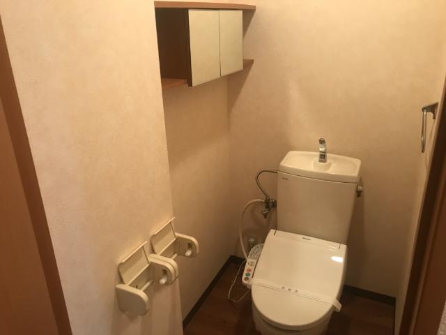 トイレ　シャワー付トイレ