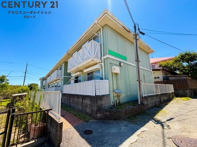 建物外観　敷地内に住居者専用のごみ置き場があります☆