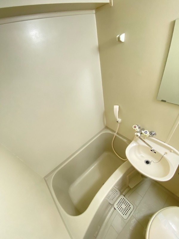 バス・シャワールーム　※他部屋写真使用