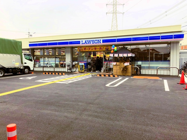 コンビニ　ローソン守口八雲西町三丁目店（コンビニ）まで509m