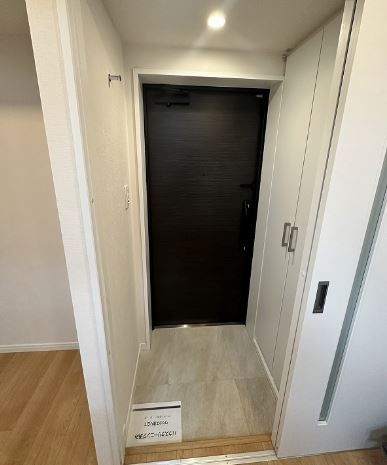 玄関　COCOCUBE西日暮里　荒川区西日暮里6