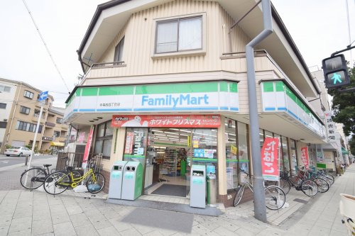 コンビニ　ファミリーマート 今福西四丁目店（コンビニ）まで139m
