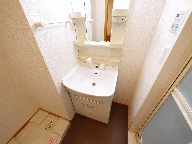 洗面設備　洗面所です