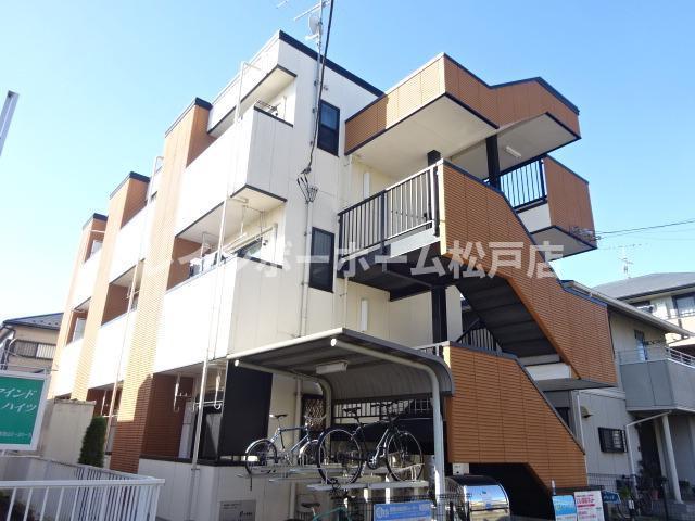 建物外観　外はこのようになっています