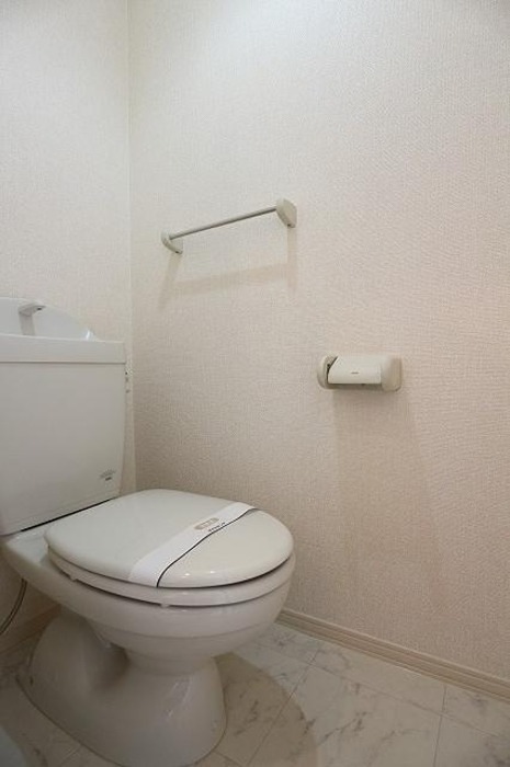 トイレ　清潔感のあるトイレです。
