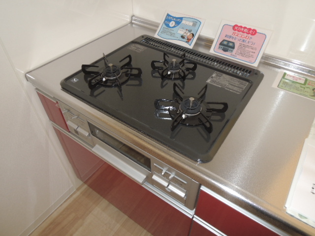 キッチン　２ＬＤＫタイプ建築現場撮影。