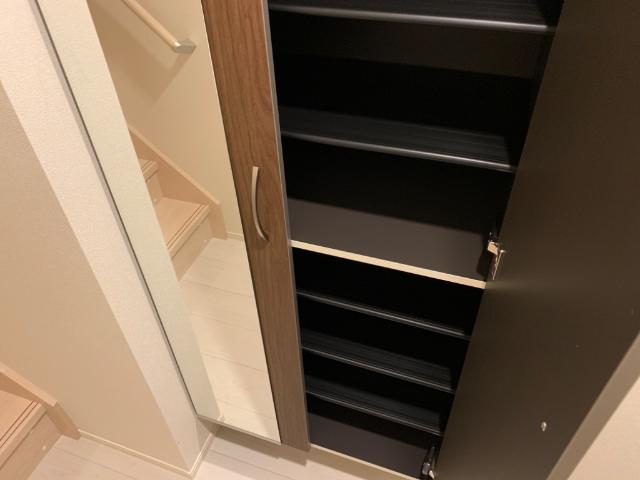 トレニアの内装写真
