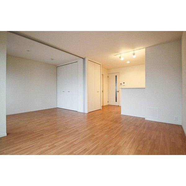 居室・リビング　１階のお部屋です