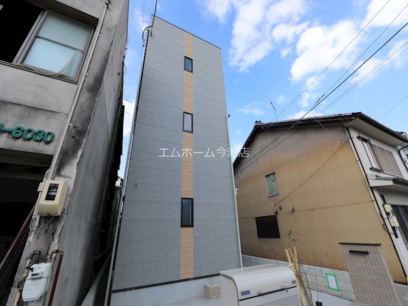 建物外観　外観　オートロック防犯カメラTVモニターホン宅配BOX完備