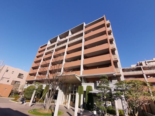 建物外観　日当り良好の南向き