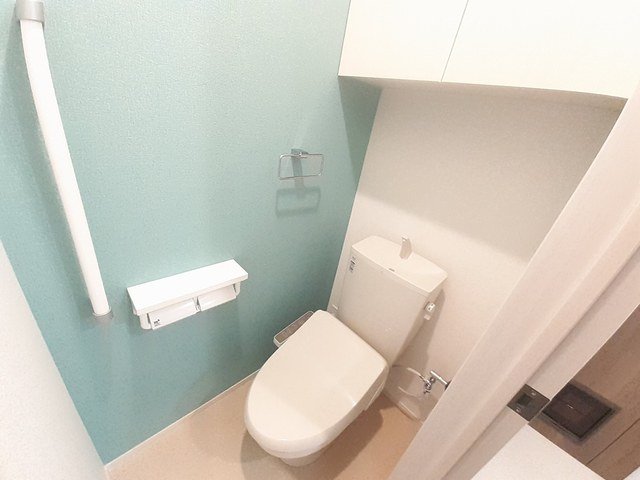 トイレ　ゆったりとした空間のトイレです