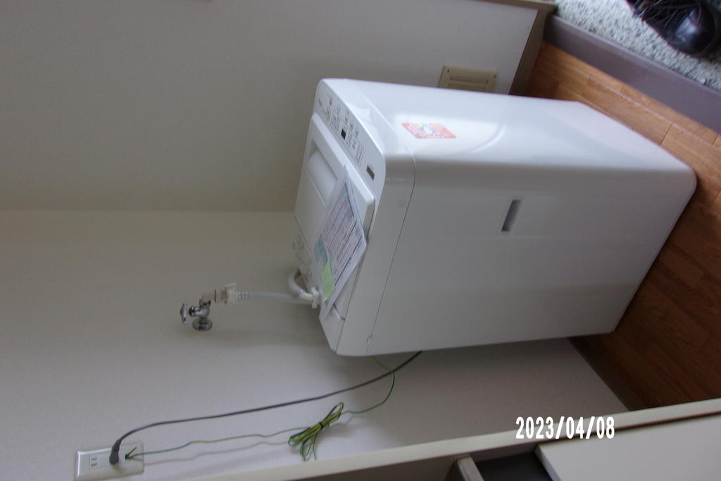 玄関　洗濯機置き場