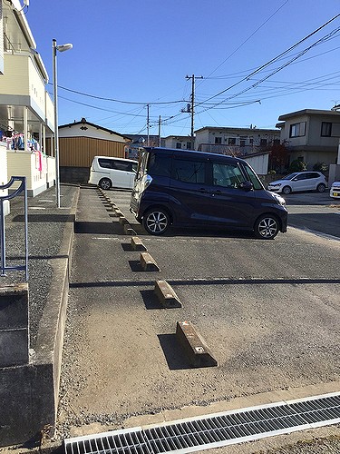 【タケヤマンションの駐車場】