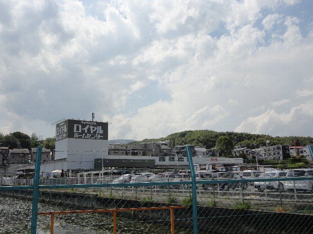 【京都市西京区樫原久保町のアパートのホームセンター】