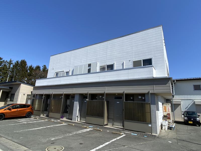 山形市長町のアパートの建物外観