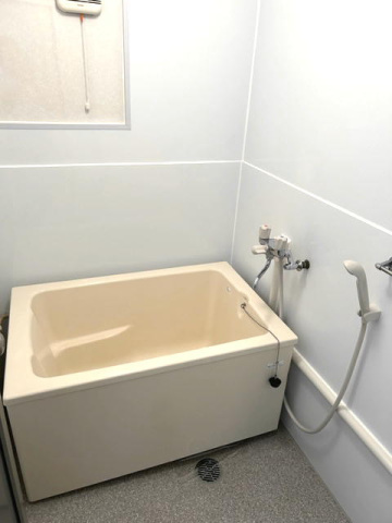 バス・シャワールーム　写真は別号室のものです。