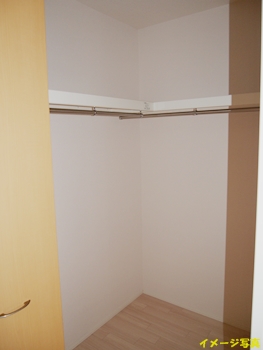 収納　ウォークインクローゼット