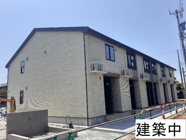 【ヒカルサ高岡角ウエストの建物外観】