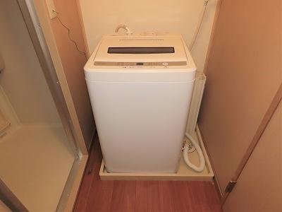 その他設備　洗濯機も付いています