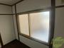 バルコニー　窓が大きいので風の通りが良さそうですね！！