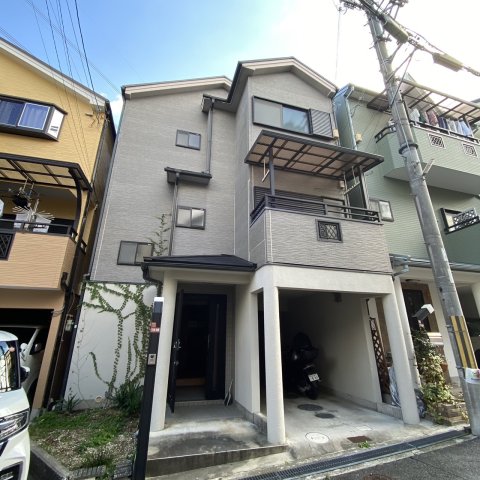 津田東町戸建の建物外観