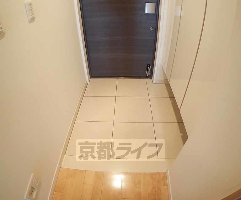 玄関　すっきりとした玄関です。