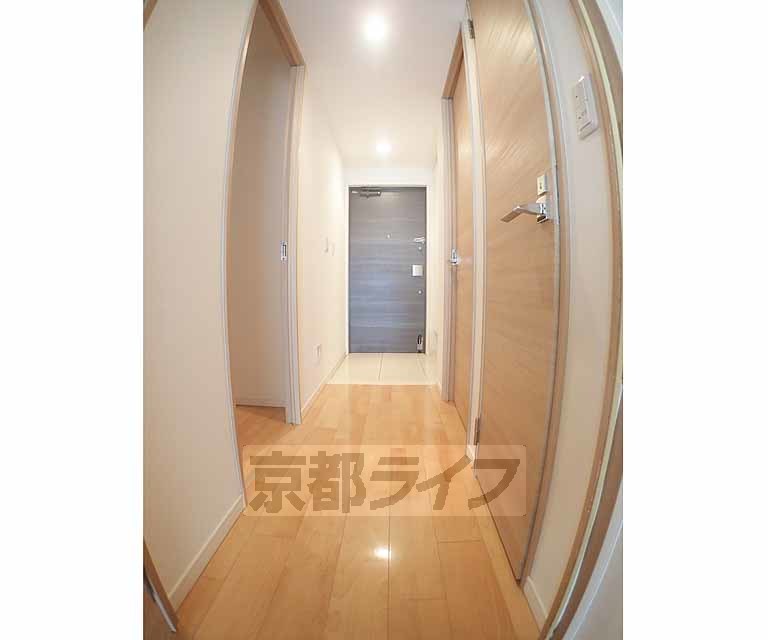 その他部屋・スペース　すっきりとした廊下です。