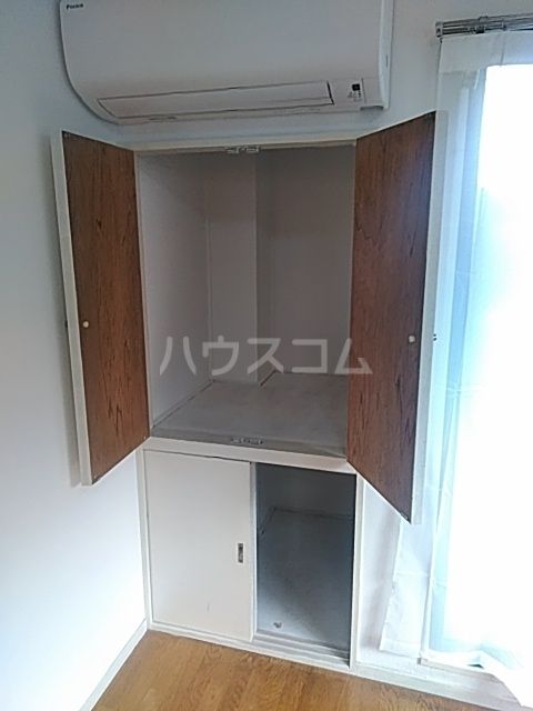 【三軒茶屋ハイツの収納】