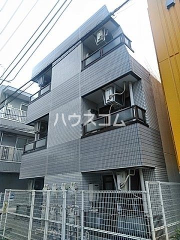 【三軒茶屋ハイツの建物外観】