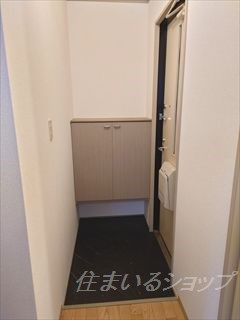 玄関　シューズボックス