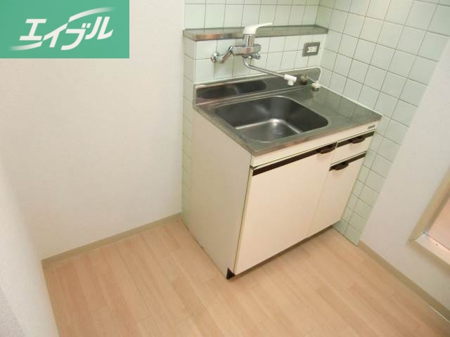 キッチン　同タイプのお部屋の写真です