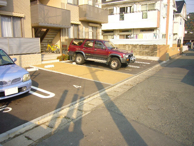 駐車場　駐車場