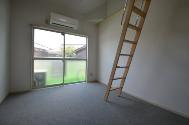 居室・リビング　シンプルな洋間