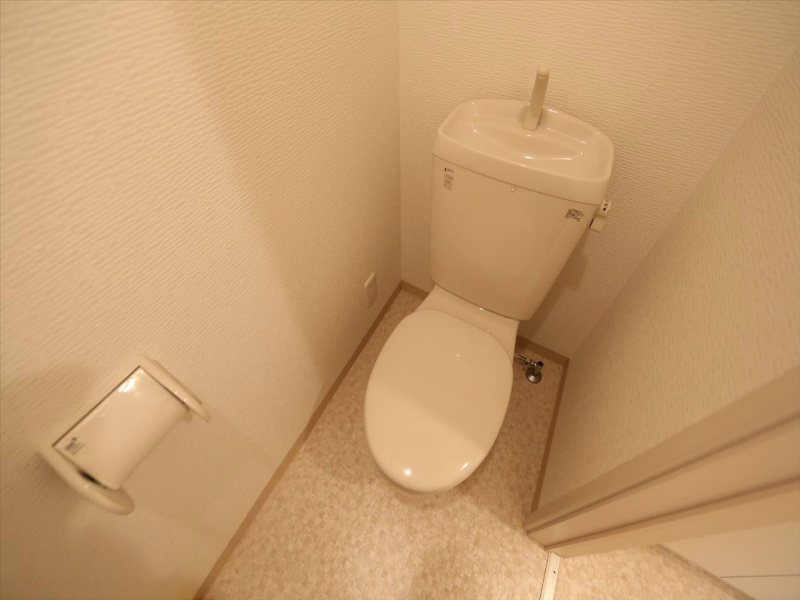 トイレ　洋式トイレ（温水洗浄便座設置可）