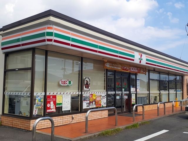 コンビニ　セブンイレブン多治米４丁目店（コンビニ）まで850m