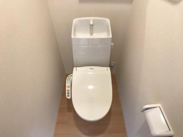 トイレ　シャワー付トイレ