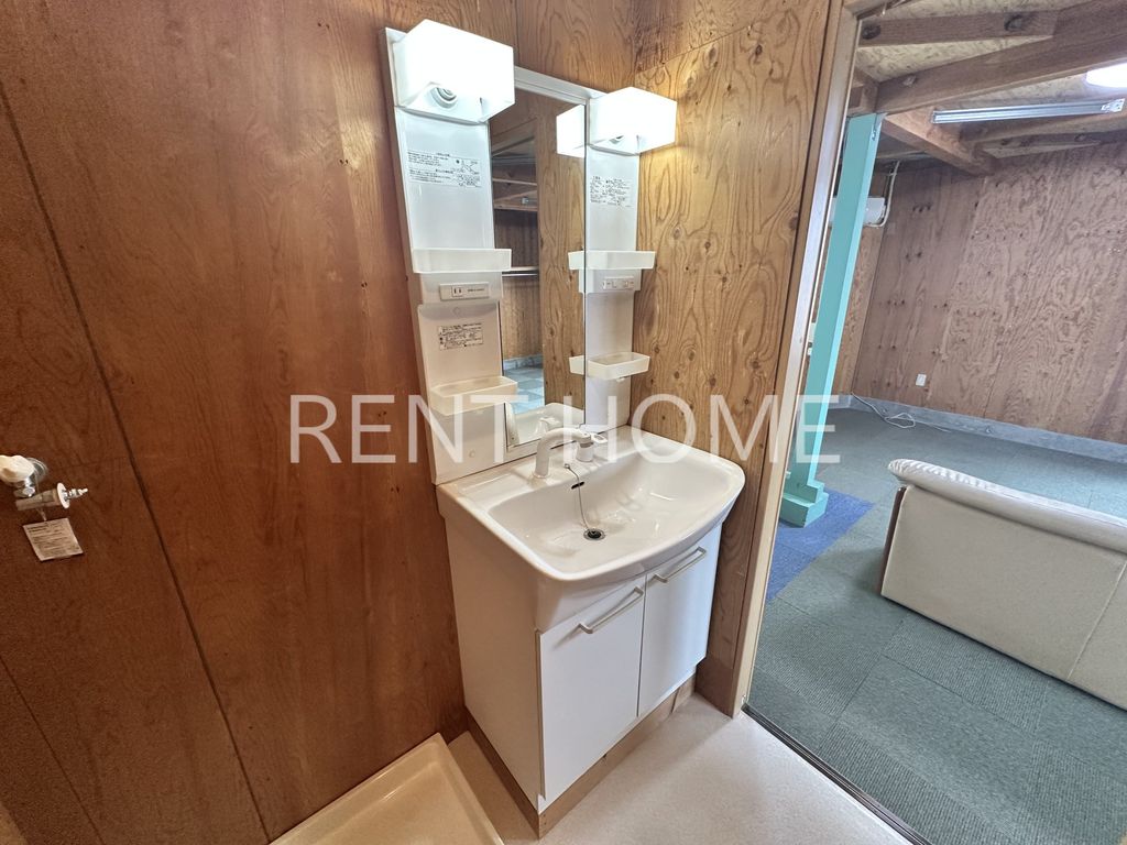 洗面設備　シャンプードレッサー