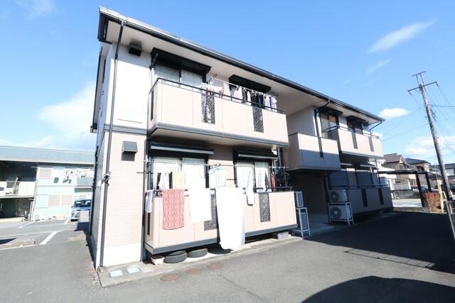 建物外観　☆周辺施設充実の立地☆