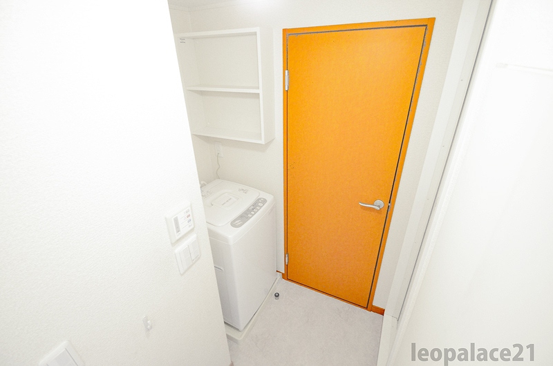 玄関　設備・使用は号室により異なる為、現況を優先いたします。