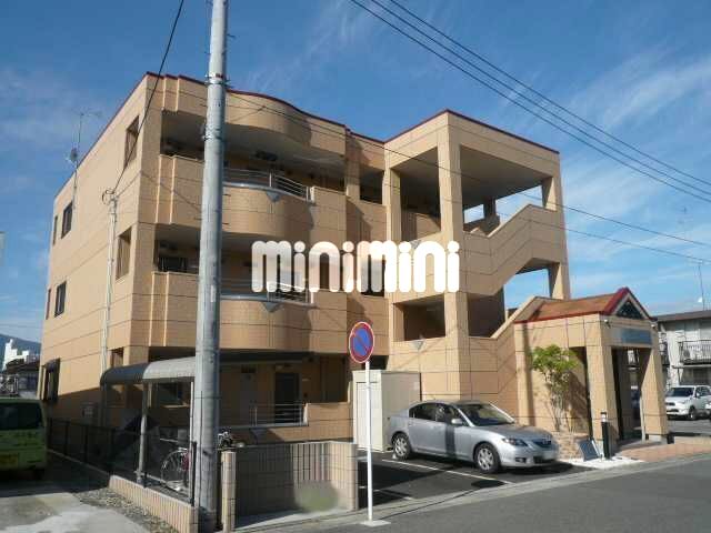 建物外観　住環境良好です。