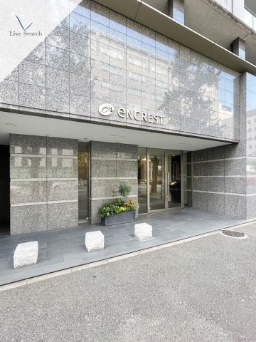 エントランス　ゆとりのあるエントランスです