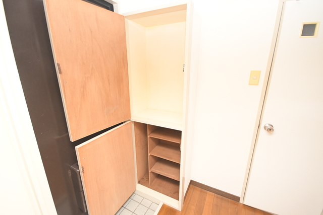 収納　シューズボックス