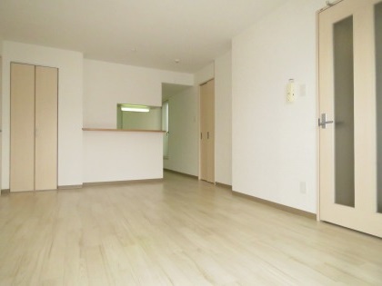 居室・リビング　人気の対面キッチンタイプです☆