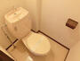 トイレ　シンプルなトイレスペース。独立です。